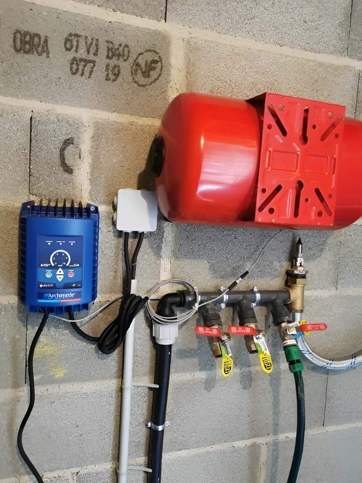 Système de gestion de pression et de débit d'eau, Orange